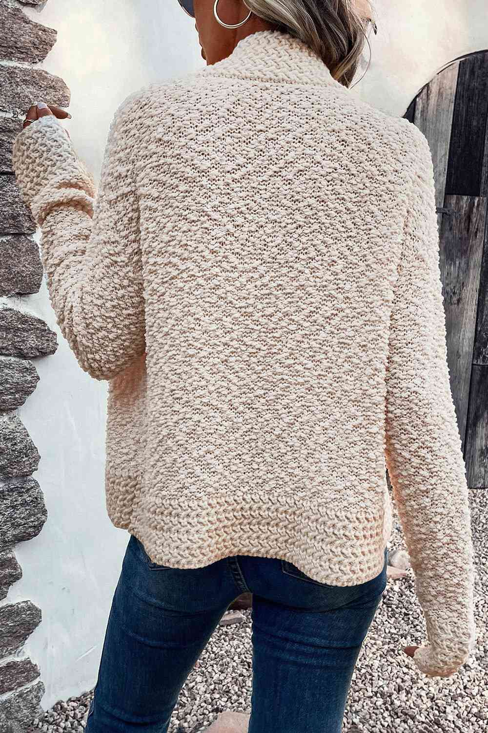 Lucrécia | Cardigan d'hiver à la mode et minimaliste