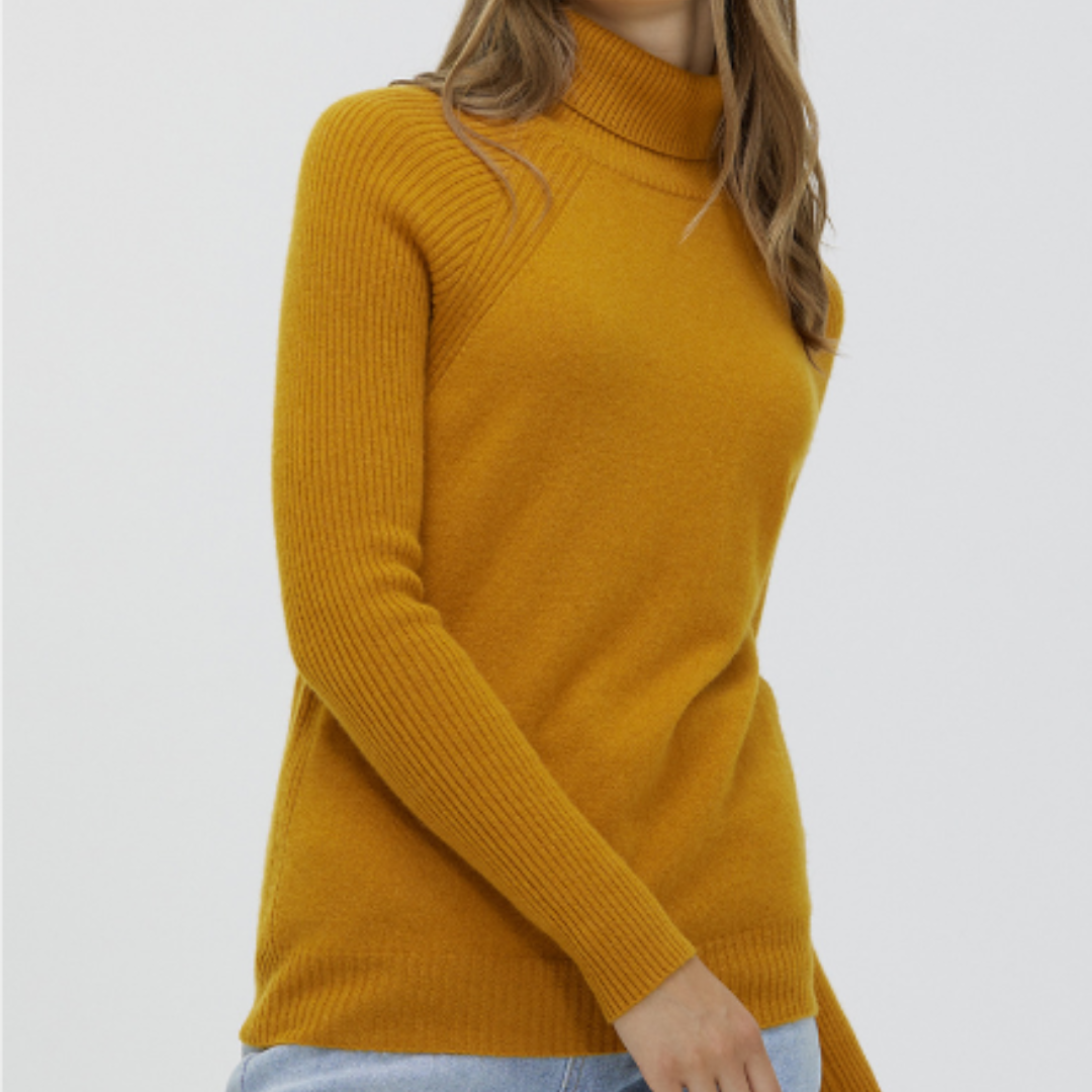 Allison | Effortless and Trendy winter Pullover