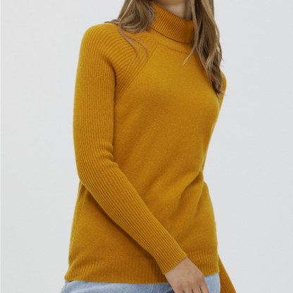 Allison | Effortless and Trendy winter Pullover