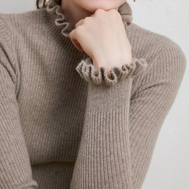 Jacquelin | Casual and Effortless winter Pullover