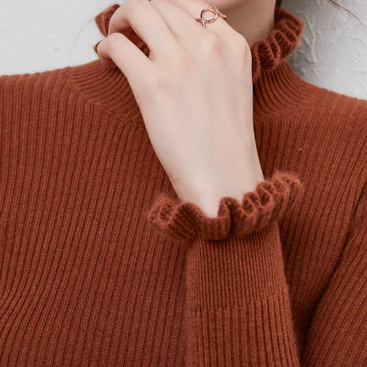 Jacquelin | Casual and Effortless winter Pullover