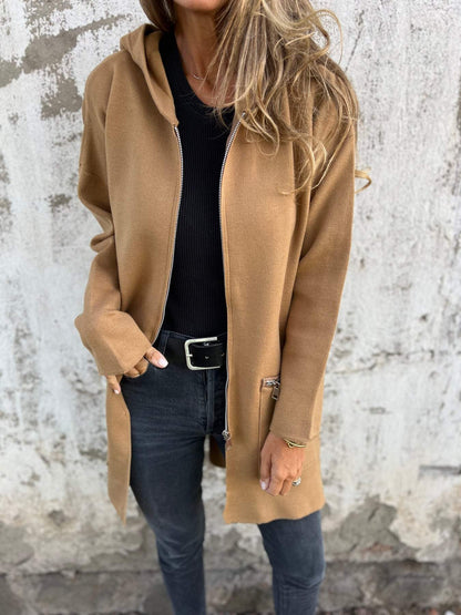 June | Manteau d'hiver tendance et minimaliste